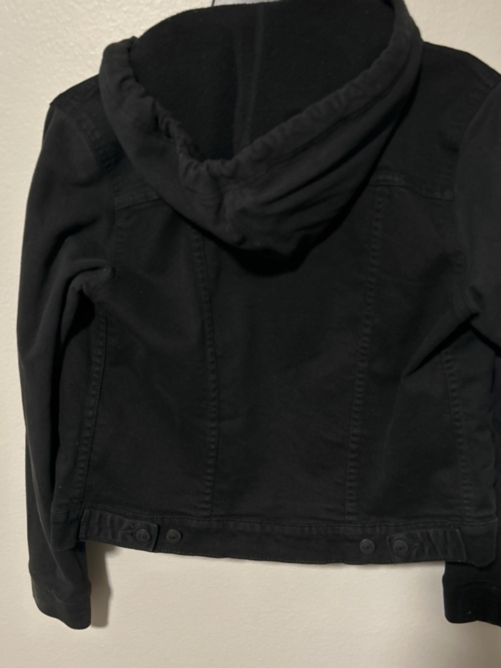 Levi's Black Hooded Denim Jacket - Picture 3 of 3